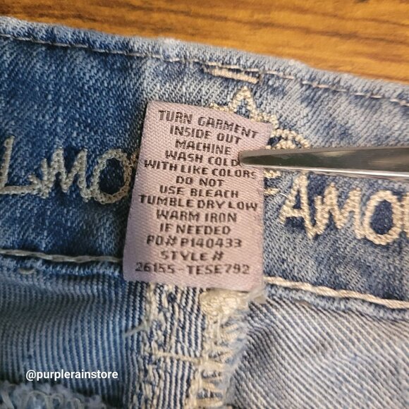 Almost Famous Cut Off Bermuda Shorts Size 5 Low Rise Button Flap Embellished - Picture 4 of 11